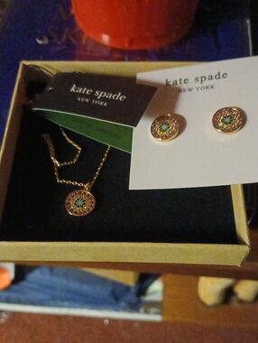 kate spade gold and teal crystal pendant necklace and stud earrings set